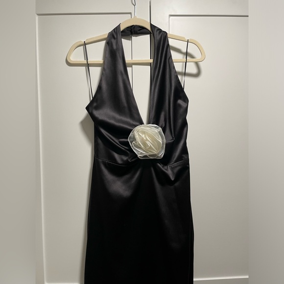 12th Tribe Pia Satin Rosette Full Length Halter Dress Black White Cream - Picture 4 of 15